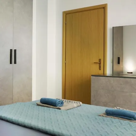 Daire High-tech Flat Dıraç