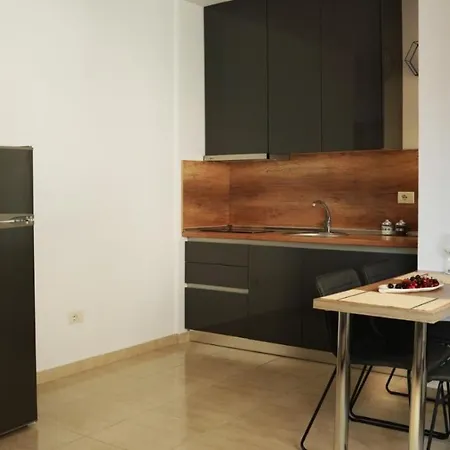 High-tech Flat *