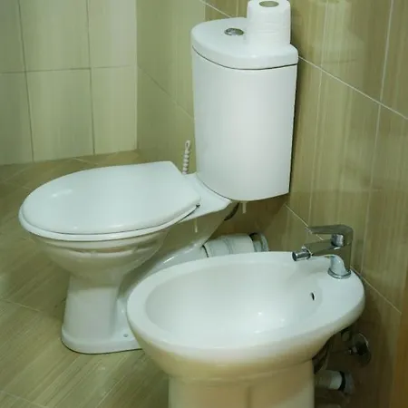 High-tech Flat