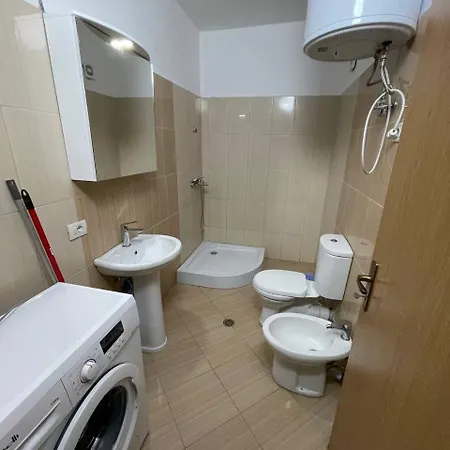 High-tech Flat Daire